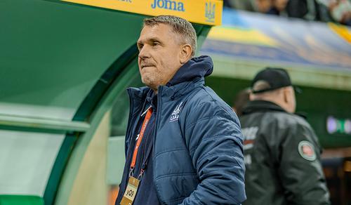 Eine rumänische Publikation hat die Top 10 der attraktivsten Trainer der Euro 2024-Nationalmannschaft veröffentlicht. Sergei Reb